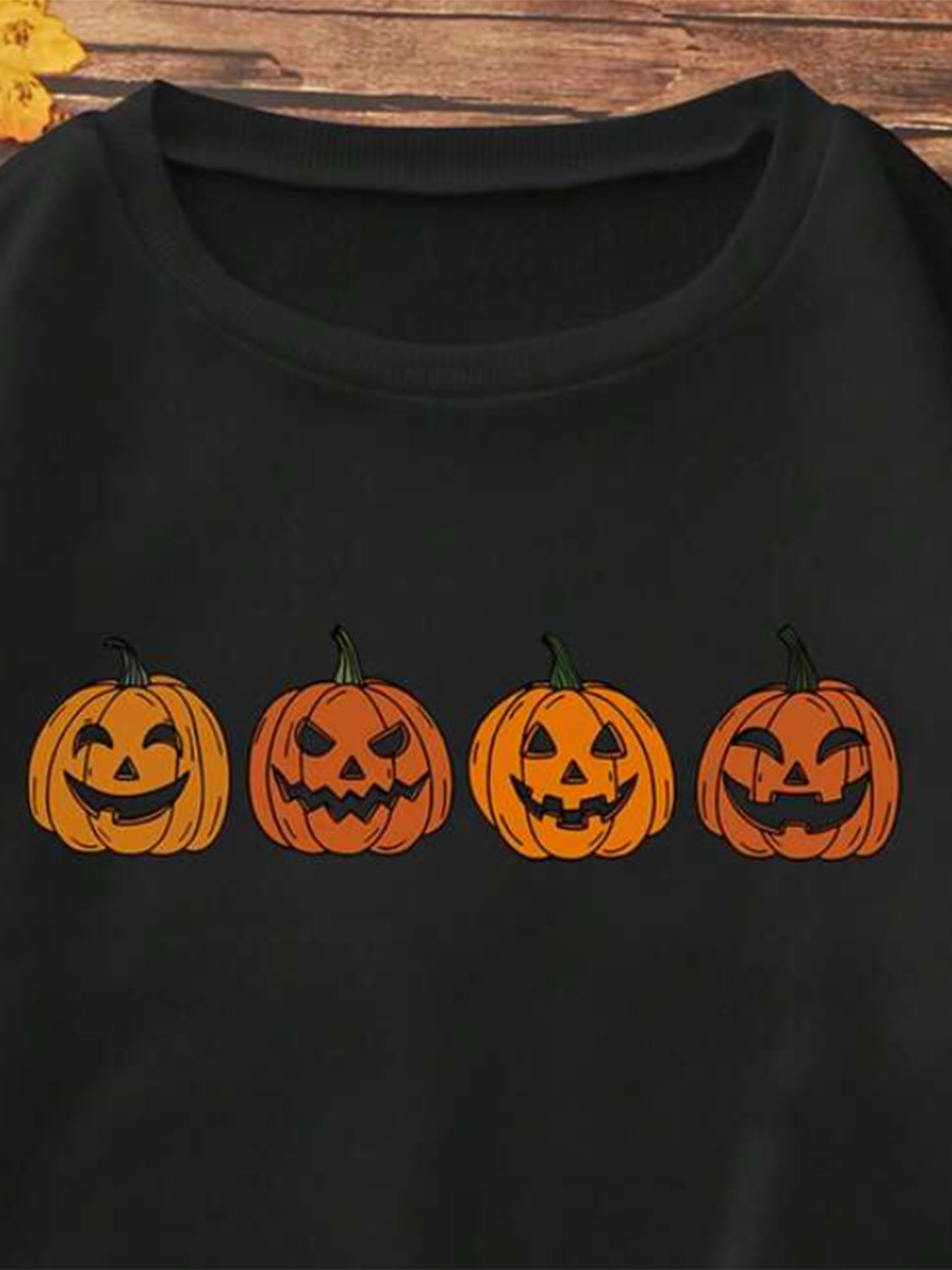 Full Size Jack-O'-Lantern Graphic T-Shirt