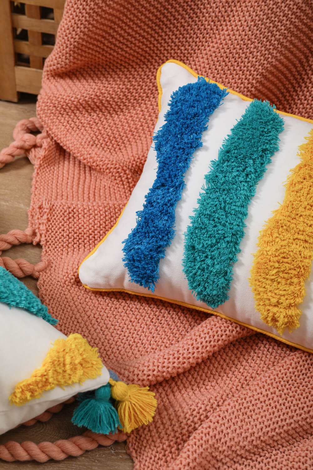 Multicoloured Decorative Throw Pillow Case