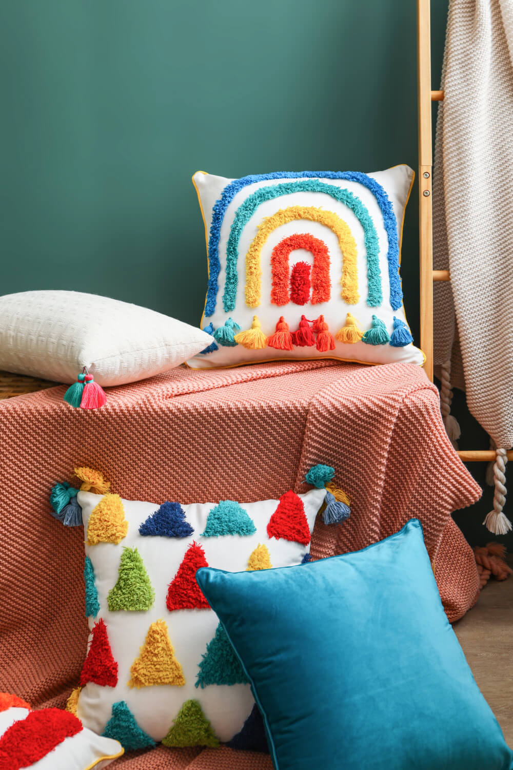 Multicoloured Decorative Throw Pillow Case