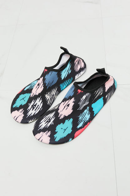 Water Shoes in Multi
