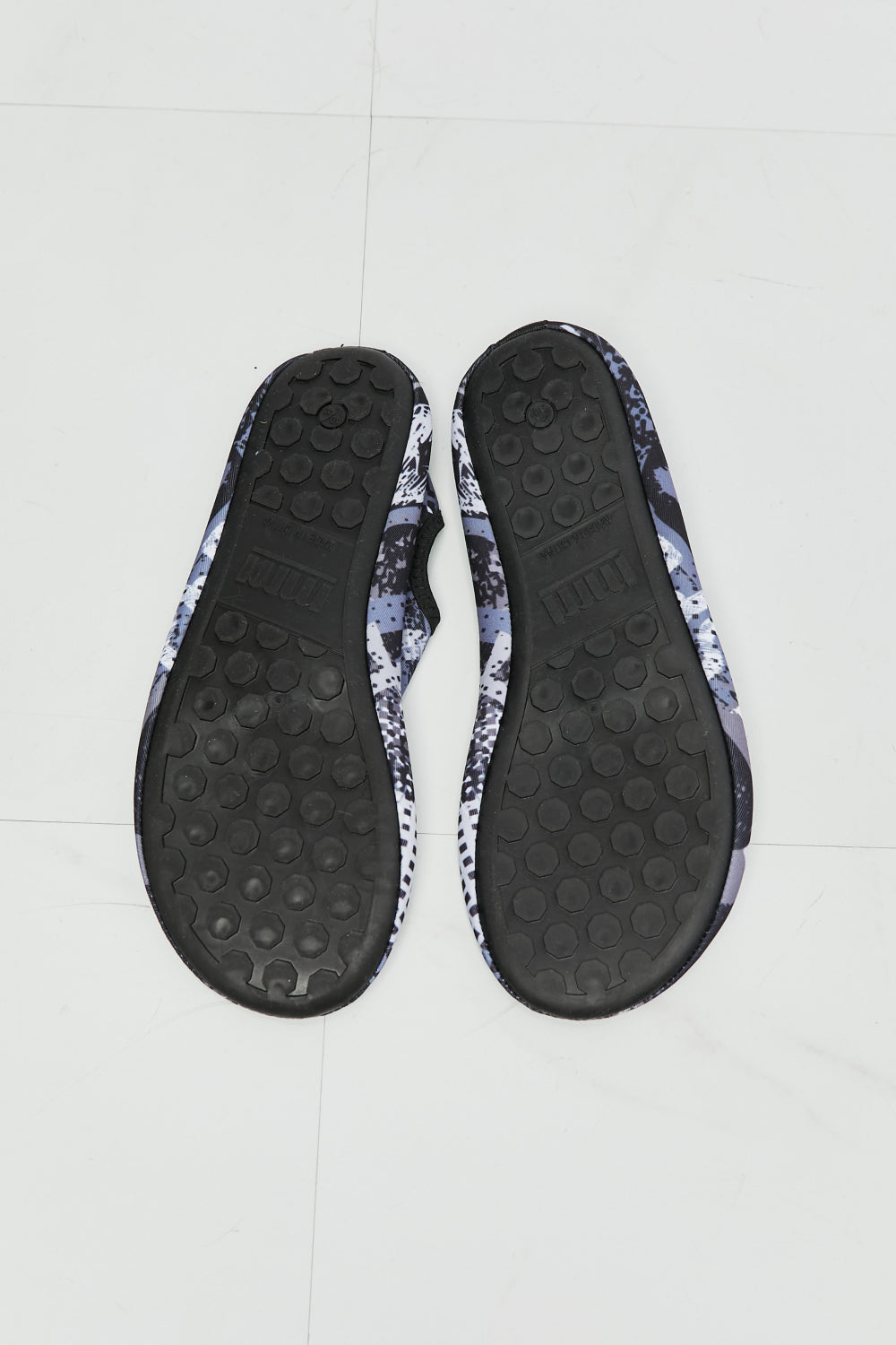 Water Shoes in Black Pattern