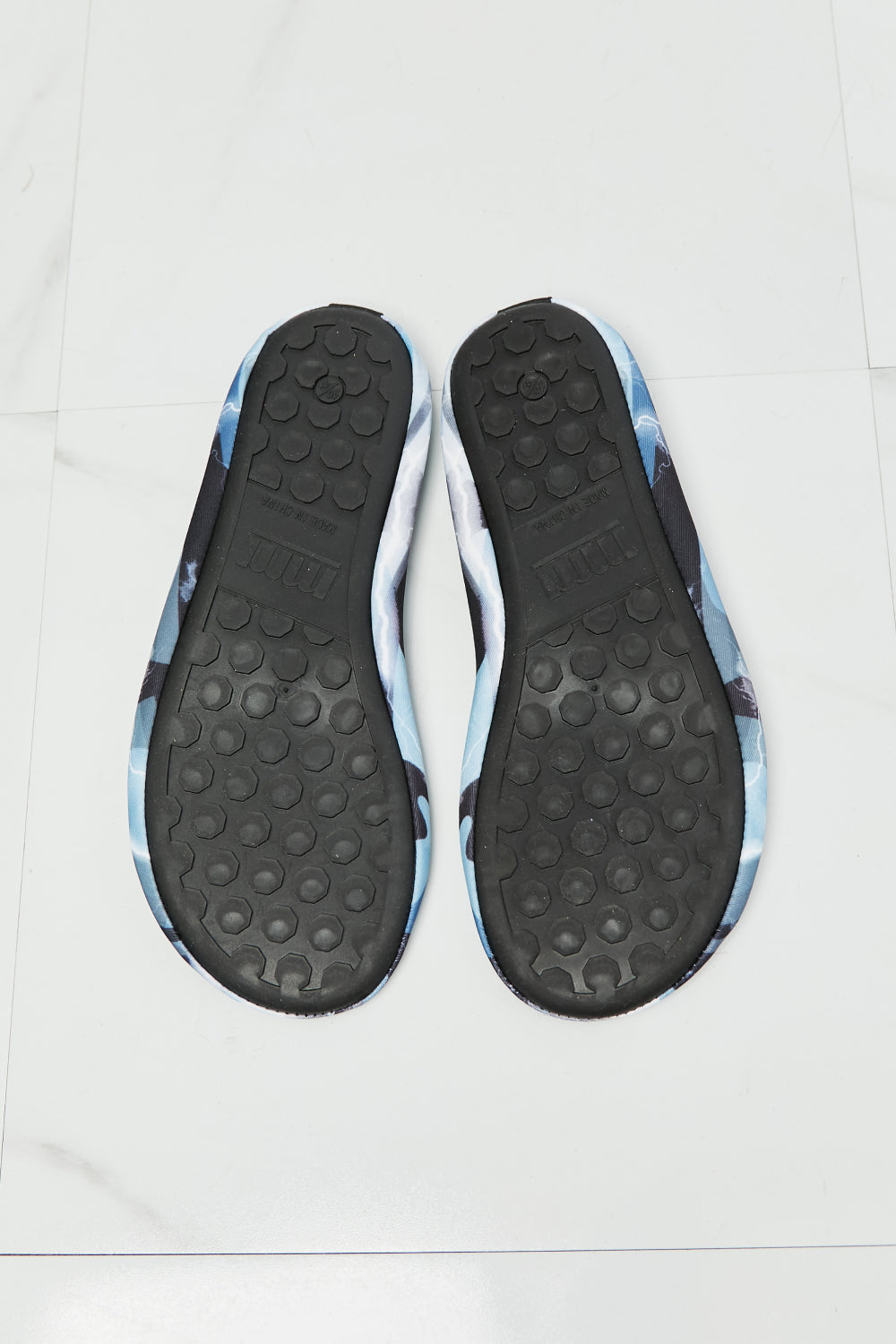 Water Shoes in Multi